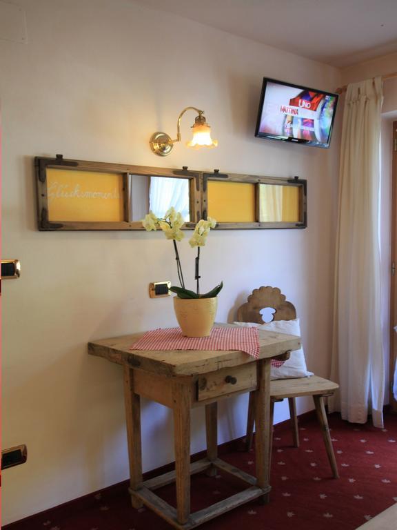 Garni Ortles Hotel Selva di Val Gardena Ruang foto